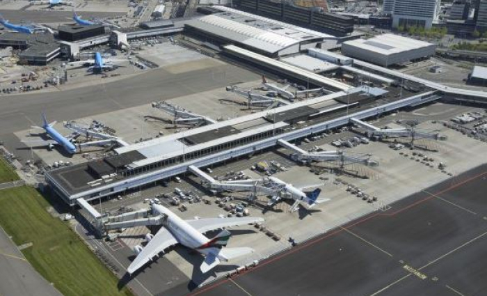 schiphol.JPG